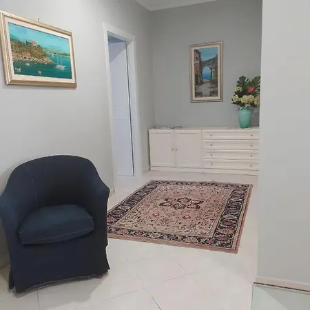 Πανσιόν Prie De Mae